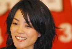 最新王菲爆料新闻视频,娱乐圈幕后真相大曝光