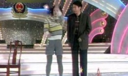 冯巩小品爆料视频播放大全,笑料百出，回忆满满