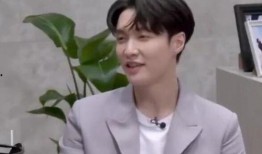 张艺兴爆料女友视频,甜蜜互动视频首度公开