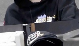 刘耀文爆料受伤视频在线观看,勇敢面对挑战，网友热议康复之路