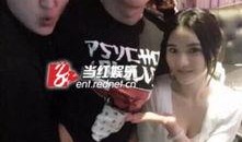 男生爆料娱乐圈,揭秘男星背后的故事