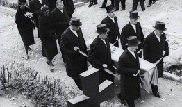 美国前情报员爆料新闻事件,震惊内幕事件曝光