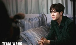 王大锤爆料王嘉尔的视频,王嘉尔幕后视频曝光，精彩瞬间引网友热议