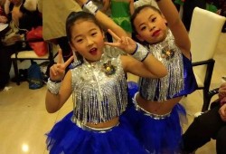 海城春晚最新爆料新闻,精彩节目抢先看，明星阵容大揭秘！